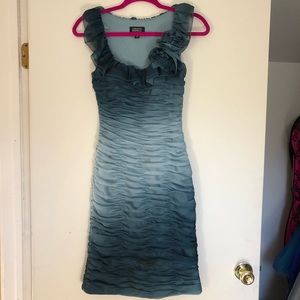 Adrianna Pappell s2 dress